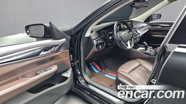 BMW Gran Turismo 2019 — photo 10