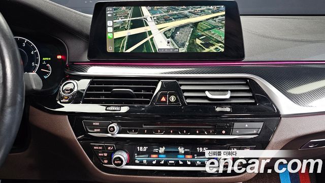 BMW Gran Turismo 2019 — photo 14