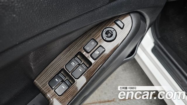 Kia K5 2013 — photo 12