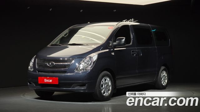 Hyundai Starex 2015 — photo 1