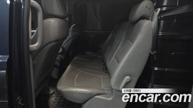 Hyundai Starex 2015 — photo 12