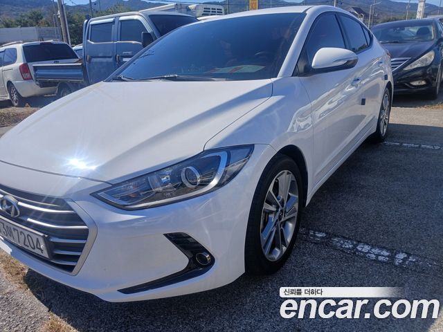 Hyundai AVANTE 2018 — photo 3