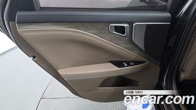 Kia K8 2023 — photo 15