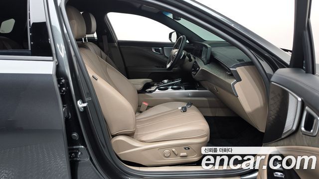 Kia K8 2023 — photo 16