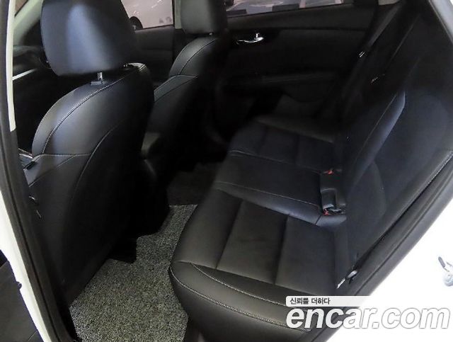 Kia K3 2024 — photo 7
