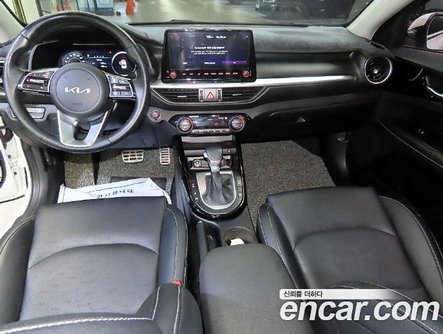 Kia K3 2024 — photo 10