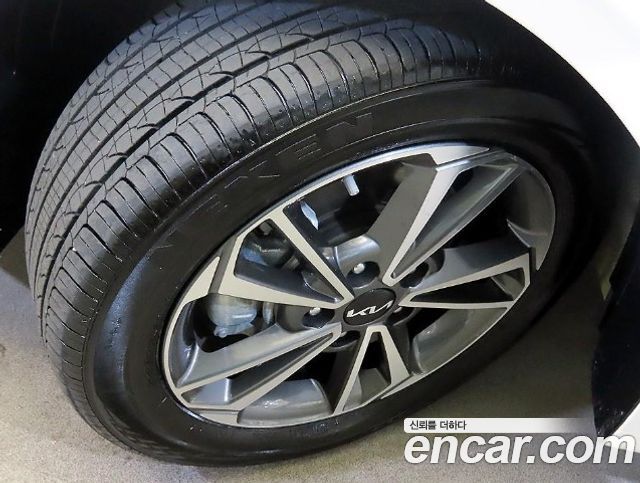 Kia K3 2024 — photo 19