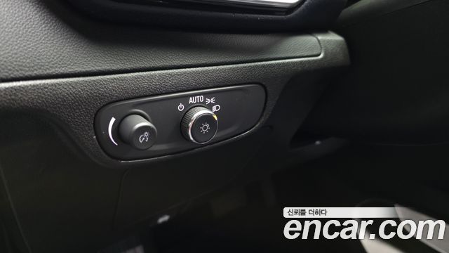 Chevrolet Korea 볼트 EUV 2022 — photo 27