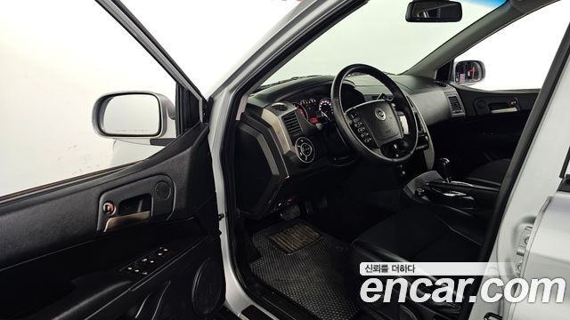 KG Mobility KORANDO 2012 — photo 13