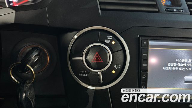 KG Mobility KORANDO 2012 — photo 35