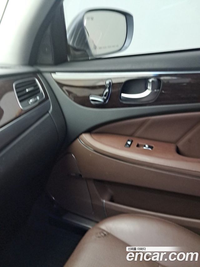 Hyundai Equus 2015 — photo 15