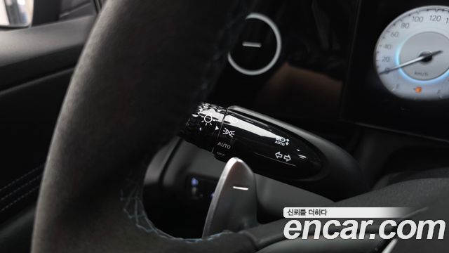 Hyundai AVANTE 2022 — photo 28