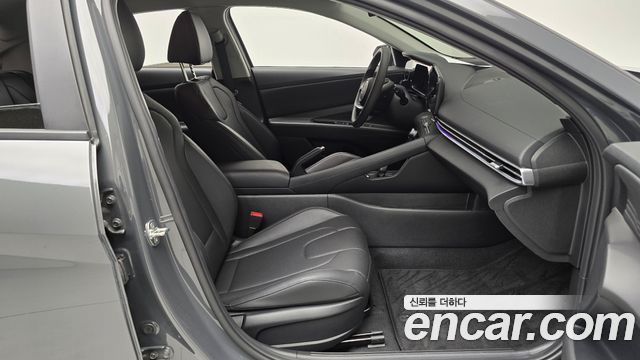 Hyundai AVANTE 2024 — photo 11
