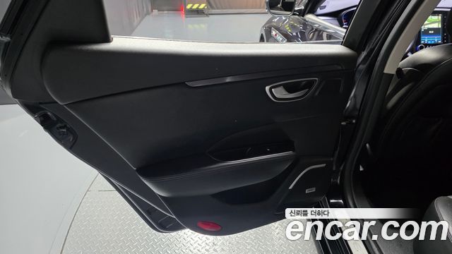 Renault Korea SM6 2016 — photo 15