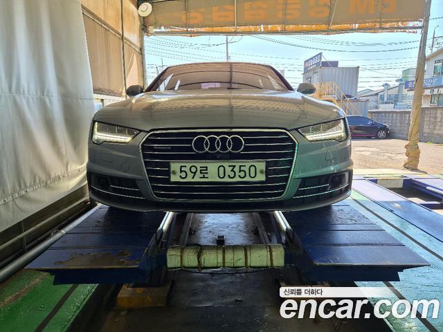 Audi A7 2016 — photo 1