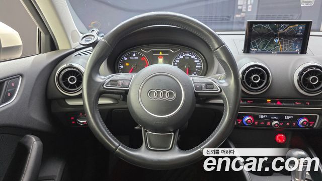 Audi A3 2015 — photo 12