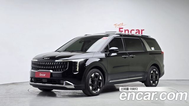 Kia Canival 2025 — photo 1