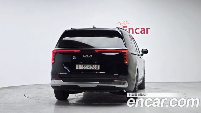 Kia Canival 2025 — photo 4