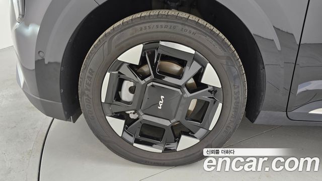 Kia Canival 2025 — photo 5