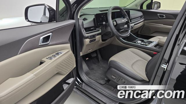 Kia Canival 2025 — photo 10