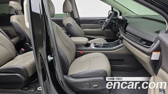 Kia Canival 2025 — photo 11