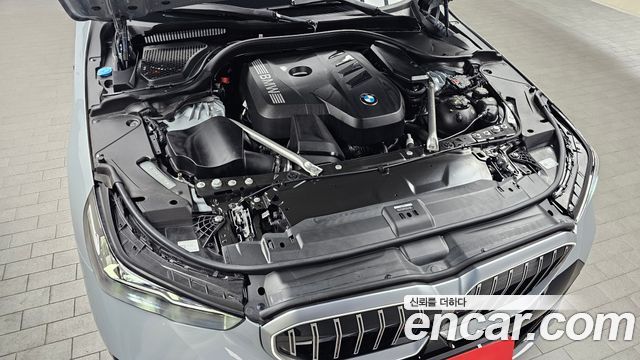 BMW 5-Series 2024 — photo 6
