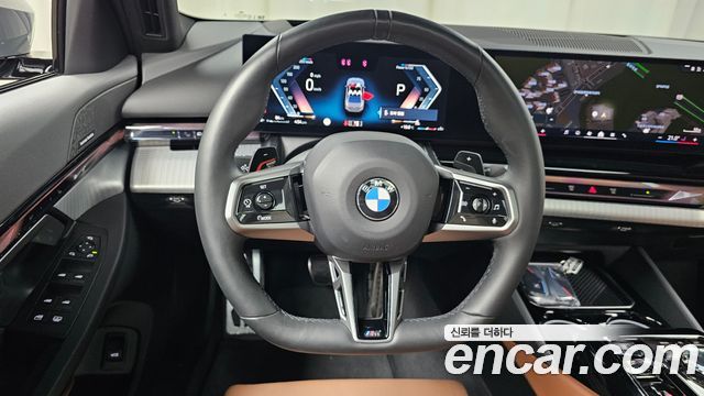 BMW 5-Series 2024 — photo 19