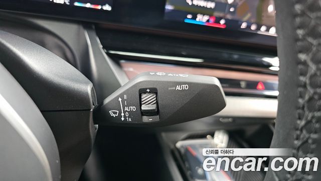 BMW 5-Series 2024 — photo 27