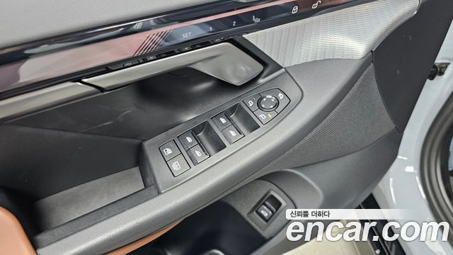 BMW 5-Series 2024 — photo 28