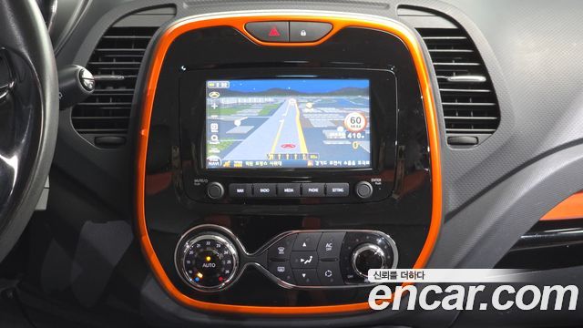 Renault Korea QM3 2015 — photo 13