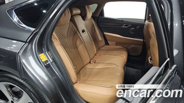 Genesis G80 2021 — photo 12