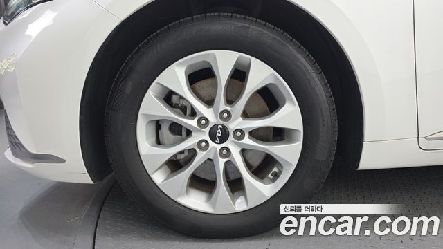 Kia K8 2022 — photo 5