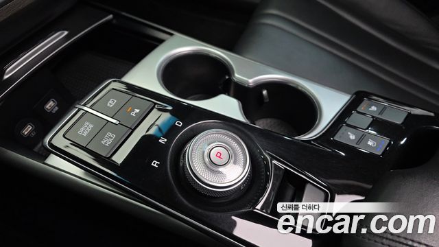 Kia K8 2022 — photo 12