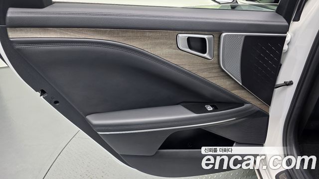 Kia K8 2022 — photo 15