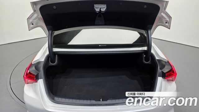 Kia K8 2022 — photo 32