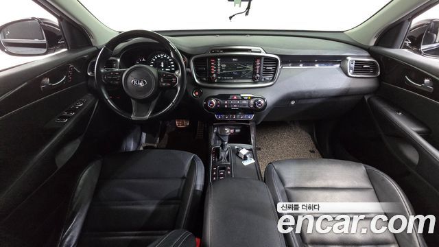 Kia Sorento 2017 — photo 10