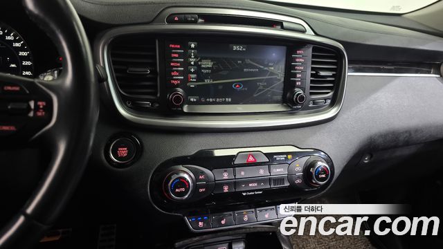 Kia Sorento 2017 — photo 18