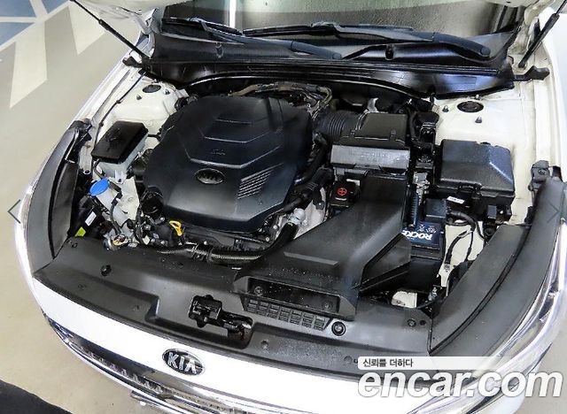 Kia K7 2016 — photo 12