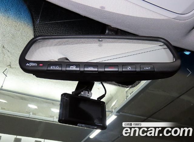 Kia K7 2016 — photo 15