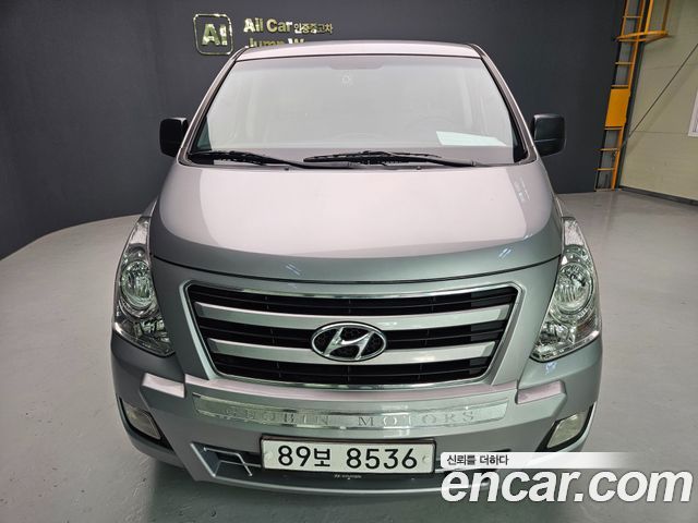 Hyundai Starex 2017 — photo 3