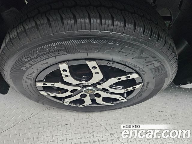 Hyundai Starex 2017 — photo 11