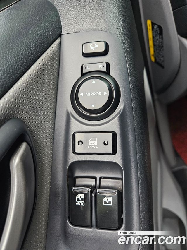 Hyundai Starex 2017 — photo 16