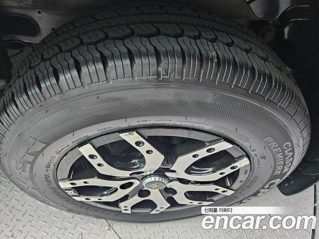 Hyundai Starex 2017 — photo 18