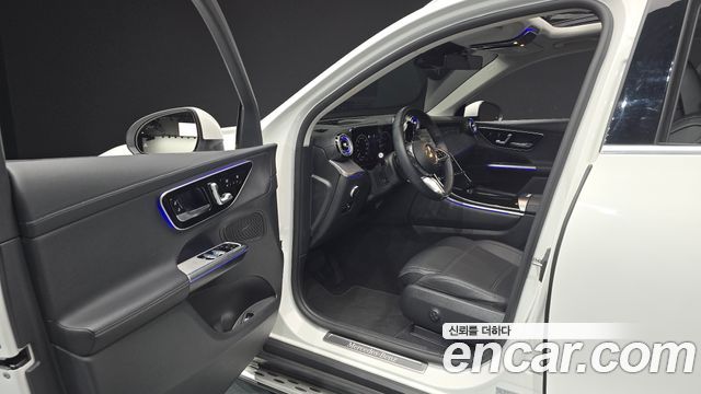 Mercedes-Benz GLC-Class 2023 — photo 13