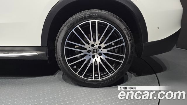 Mercedes-Benz GLC-Class 2023 — photo 7
