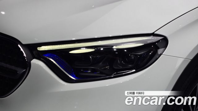 Mercedes-Benz GLC-Class 2023 — photo 8