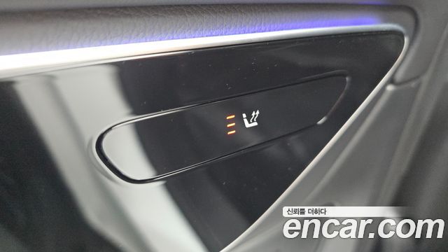 Mercedes-Benz GLC-Class 2023 — photo 31