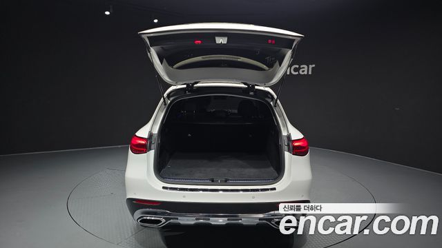 Mercedes-Benz GLC-Class 2023 — photo 37