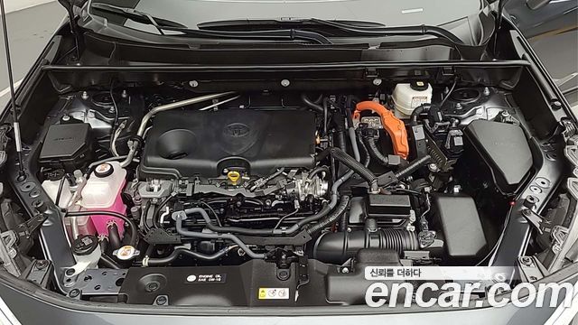 Toyota RAV4 2022 — photo 6