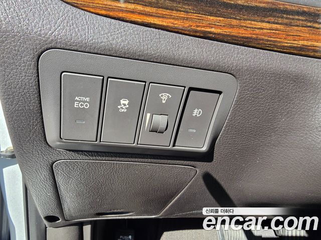 Hyundai Santafe 2011 — photo 11